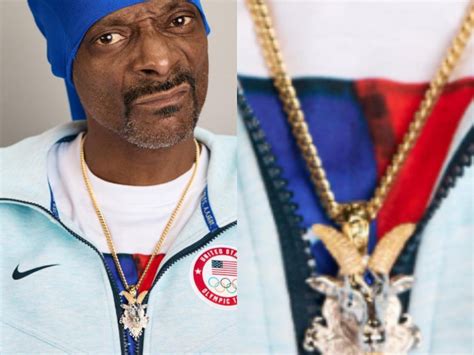 snoop dogg necklace at olympics.